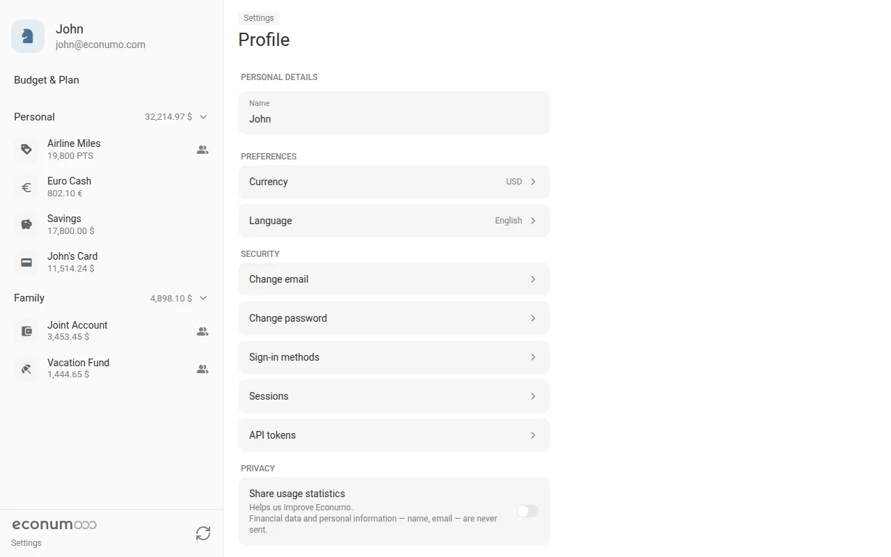The Privacy section, with the Share usage statistics switch (desktop)